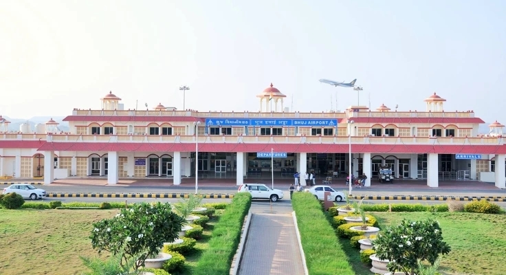 Bhuj Airport Guide 2026: Terminals, Facilities, and Travel Tips Bhuj Airport Guide 2026: Terminals, Facilities, and Travel Tips